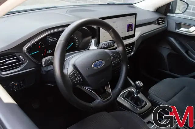 Ford Focus view 7