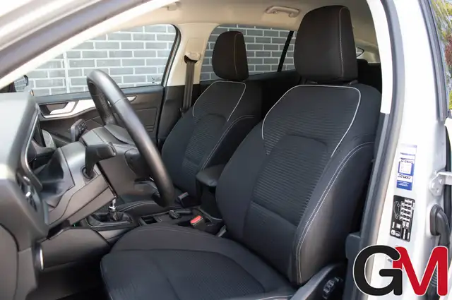 Ford Focus view 8