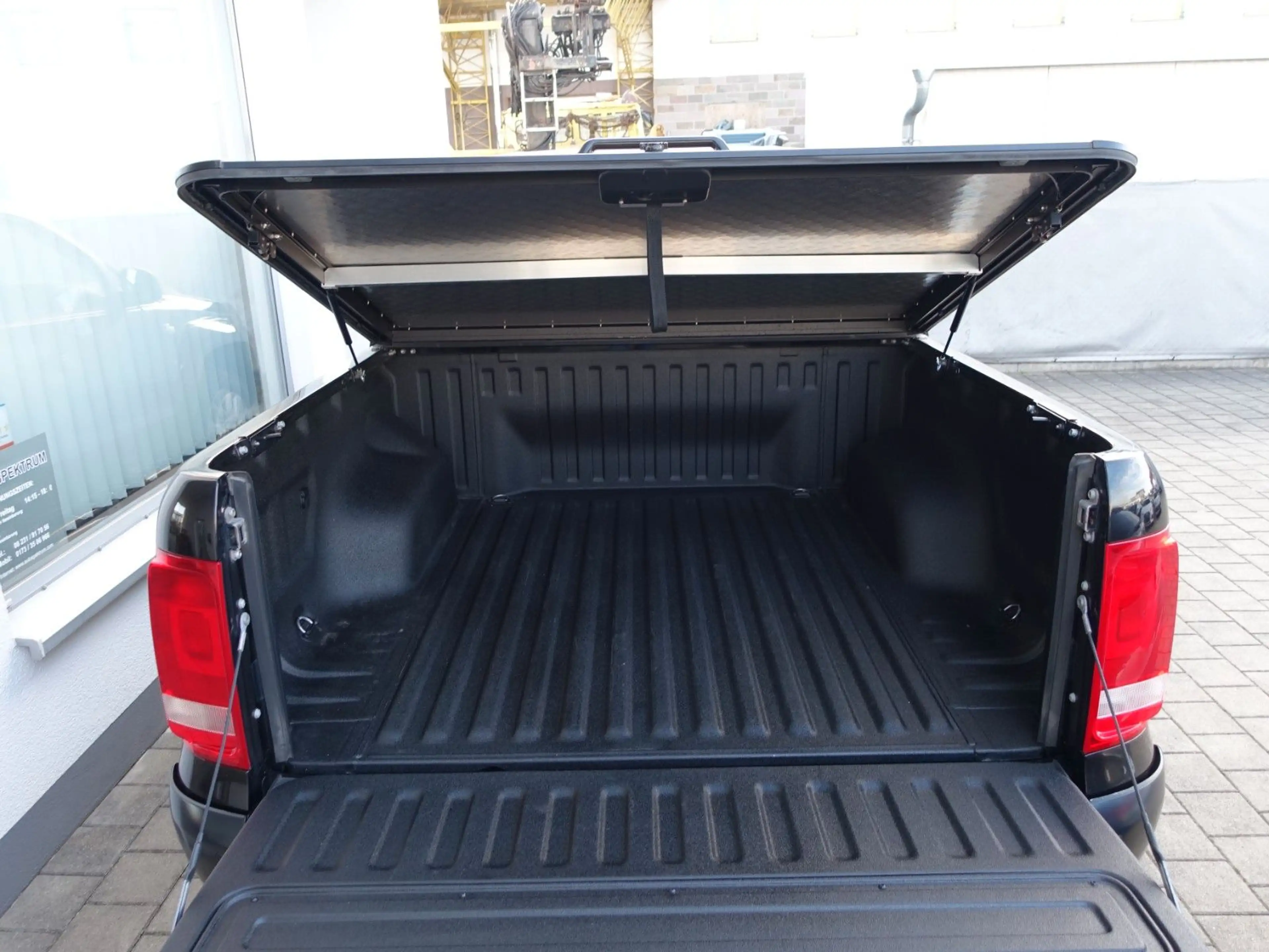 Volkswagen Amarok Comfortline 4Motion V6 DoubCab 1.HAND/AHK — photo 10