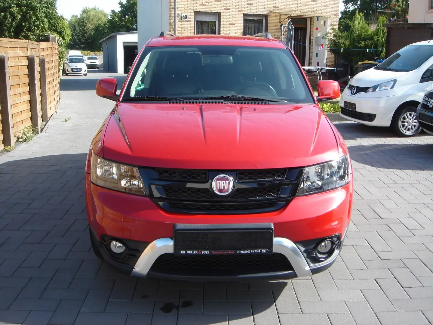 Fiat Freemont FREEMONT CROSS AWD 2,0D+AUT+NAVI+7SITZ+LEDER+19Z Rot - 2