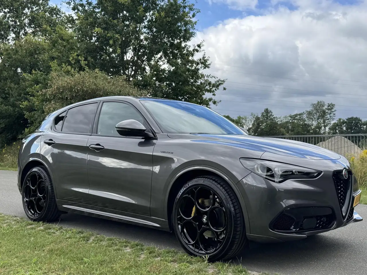 Alfa Romeo Stelvio 2023