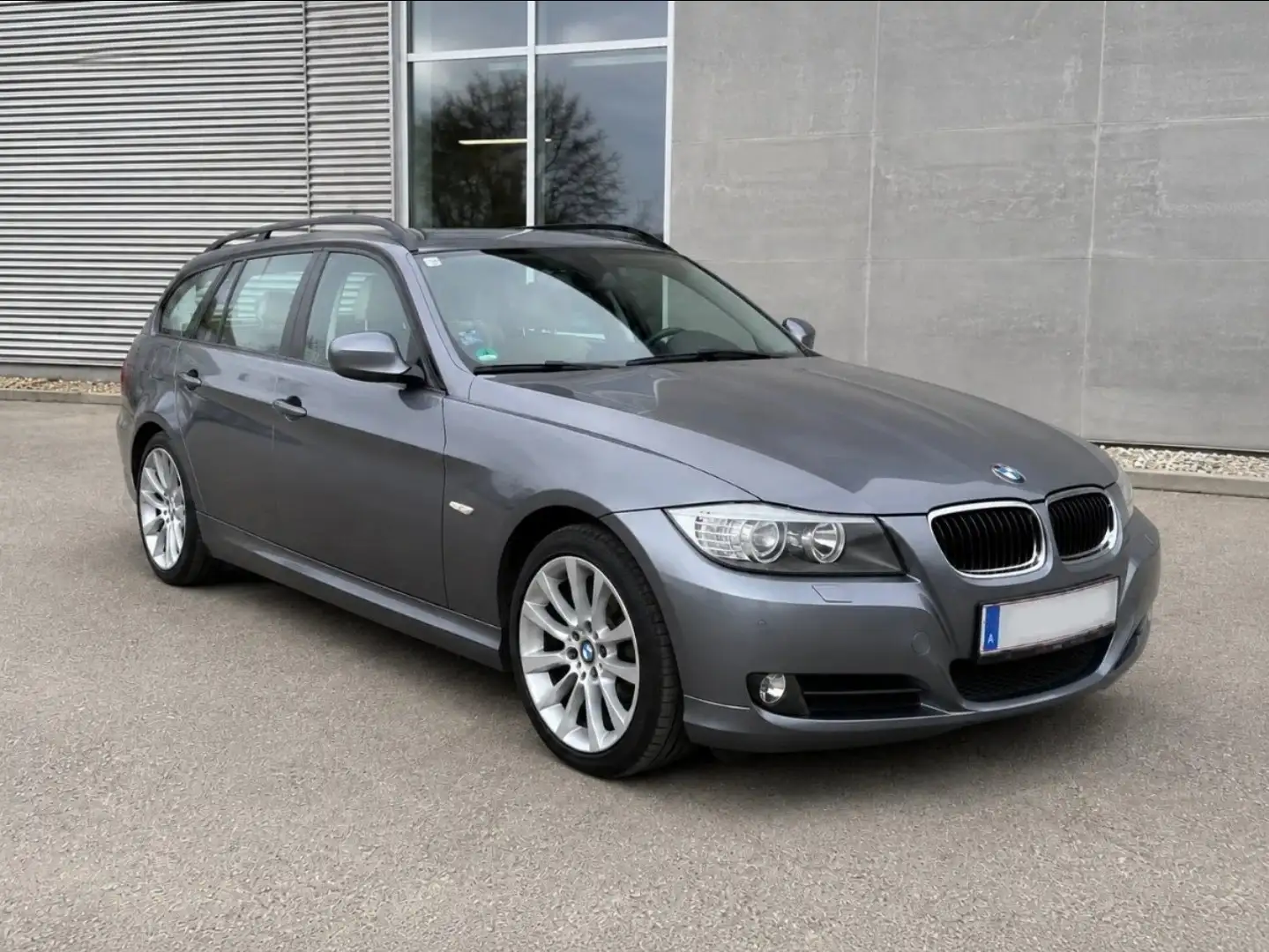 BMW 318 318d Touring Aut. - 2