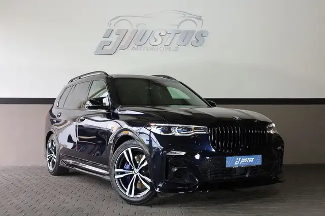 BMW X7 50i/360*/HUD/HK/PANO/MASSAGE/AIRMATIC/ACC/R21