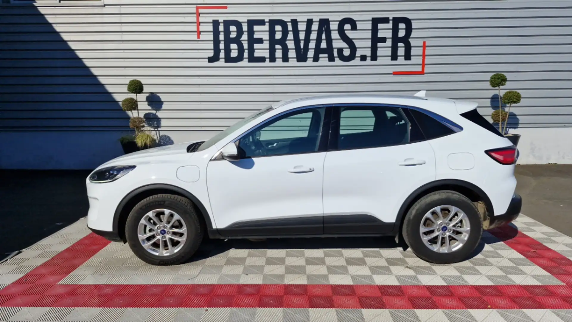Ford Kuga 2.5 DURATEC 225 CH PHEV E-CVT TITANIUM Blanc - 1