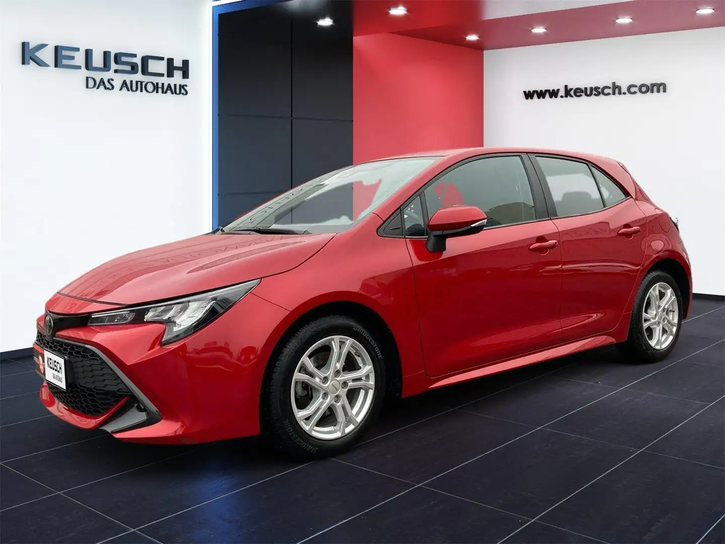 Toyota Corolla 1,2 Turbo Active Rood - 2