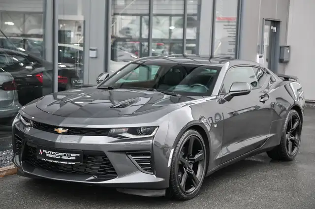 Chevrolet Camaro view 2