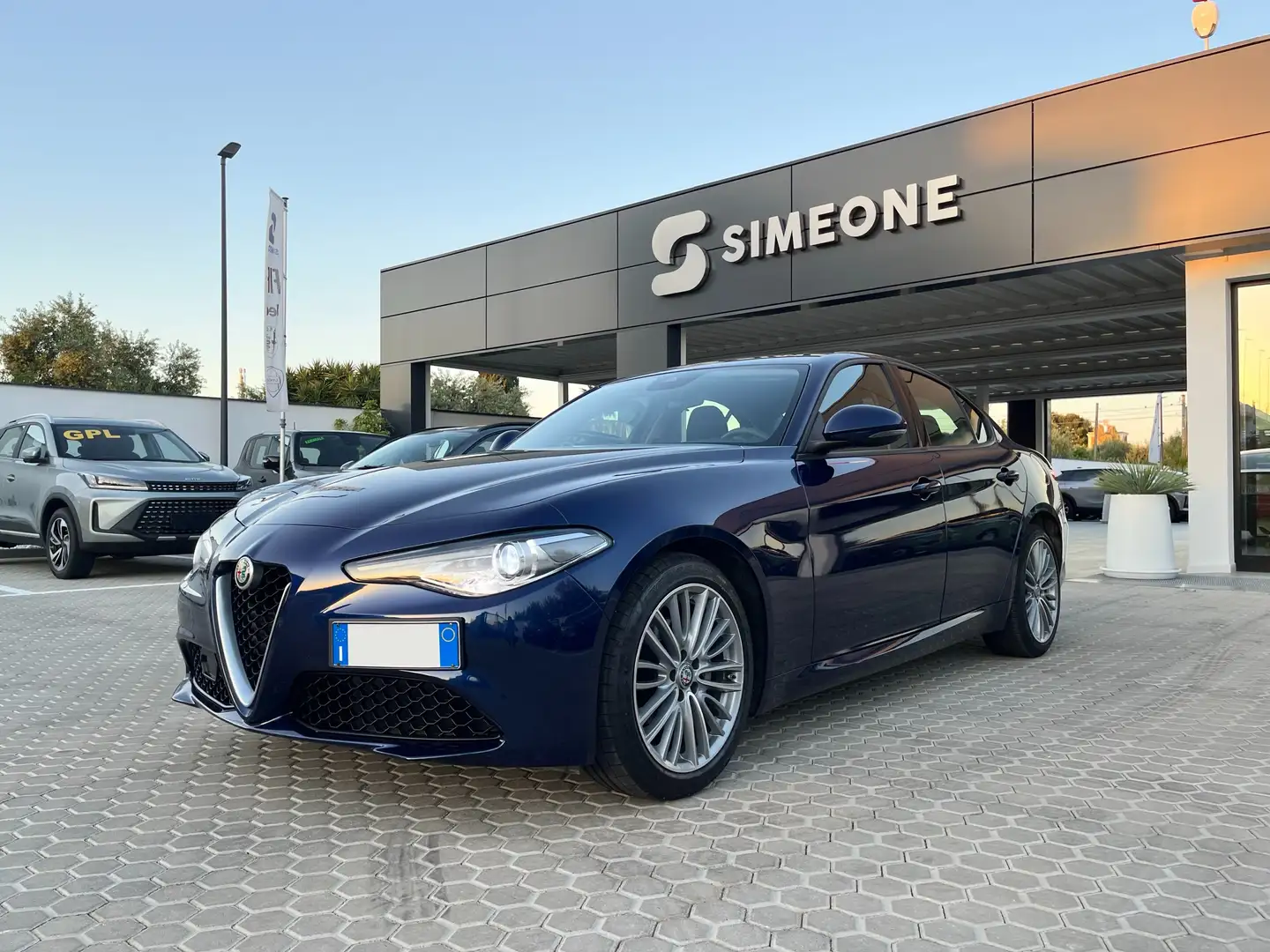 Alfa Romeo Giulia Giulia 2.2 Mtj Business 160cv Blau - 1