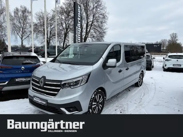 Renault Trafic Grand Combi SpaceClass dCi 170 EDC 8-Sitze