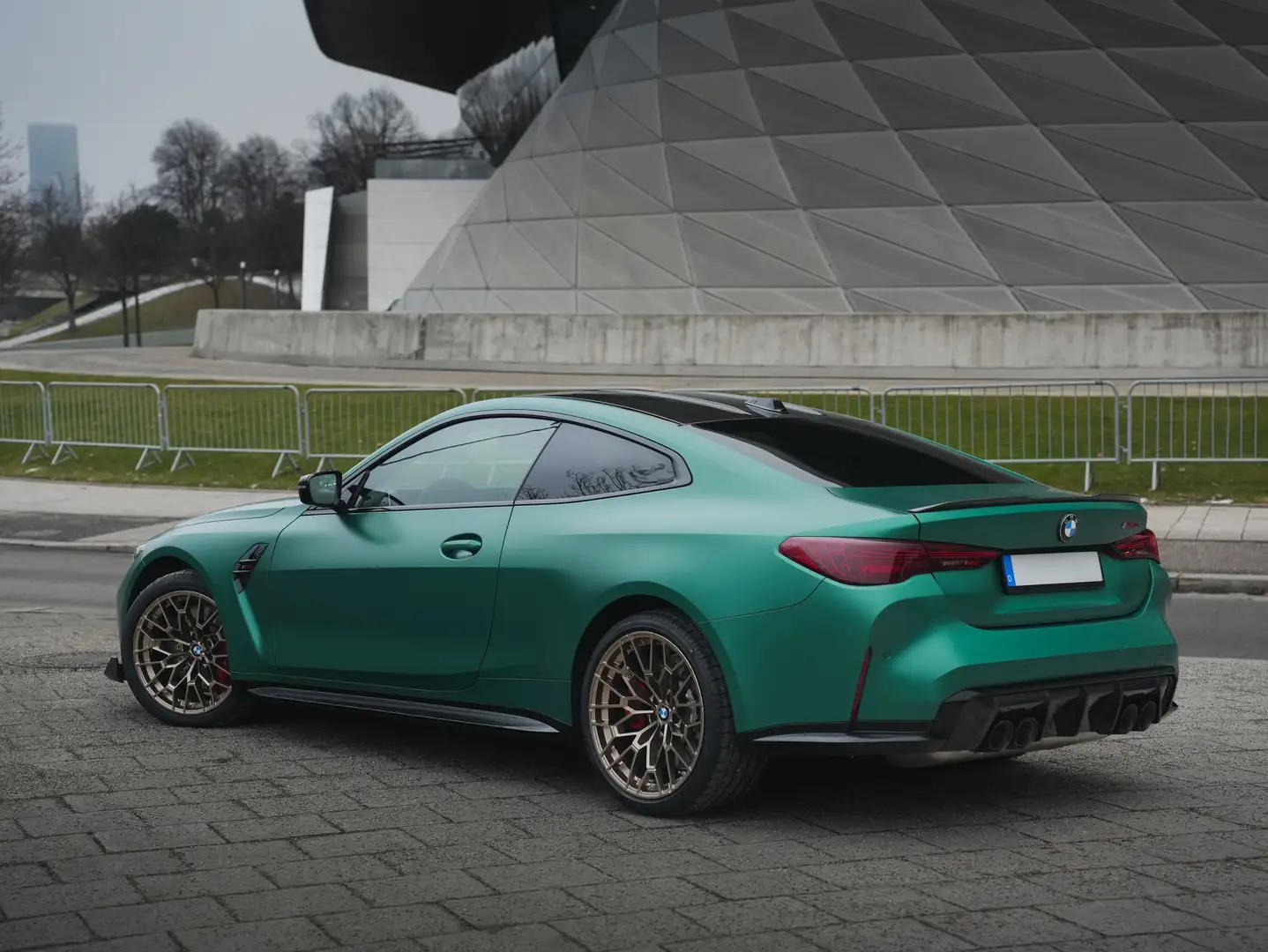 BMW M4 CS Coupé Verde - 2
