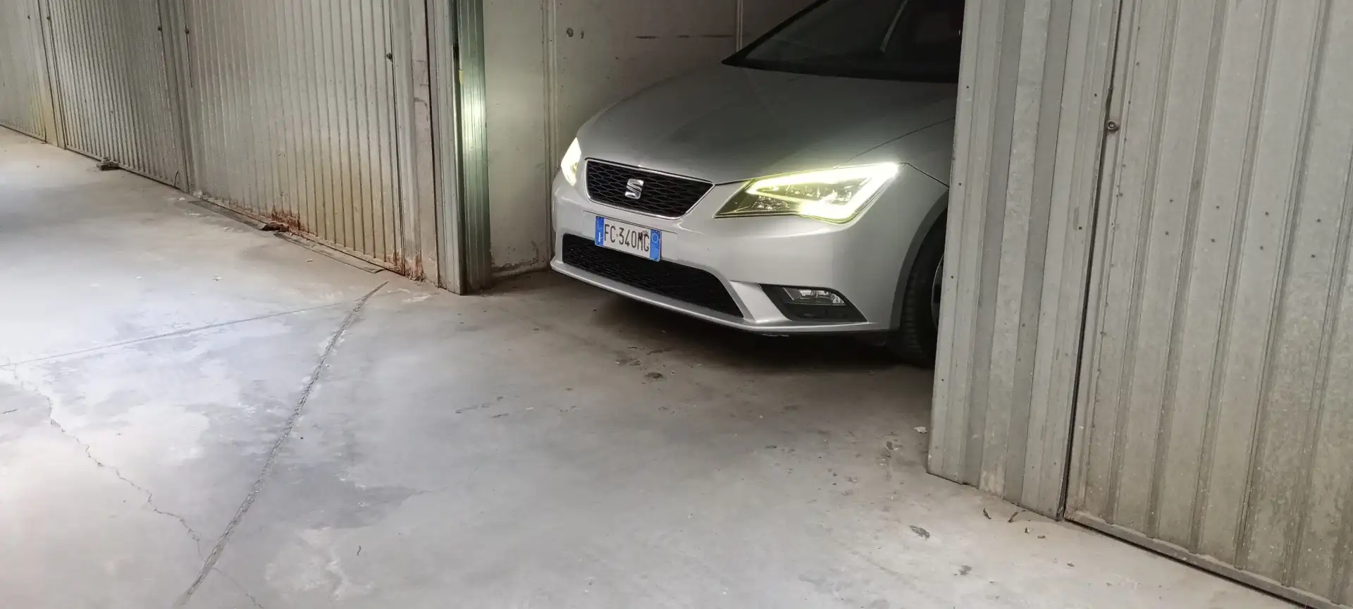 SEAT Leon ST 1.6 tdi cr Business Led s&s 110cv Euro 6B - 1