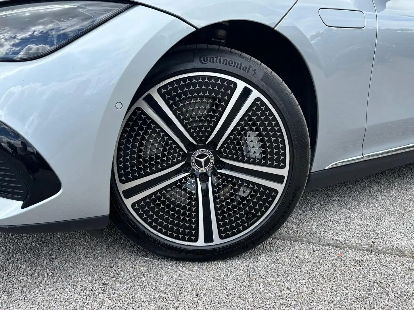 Mercedes-Benz EQE 350 90.6 kWh 4-Matic Luxury Line - Airmatic Luchtvering - ACC – 360° - Pano - Burmester - Keyless Silber - 2