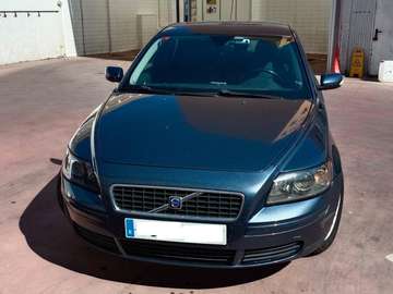 S40 2.0D Kinetic Kinetic