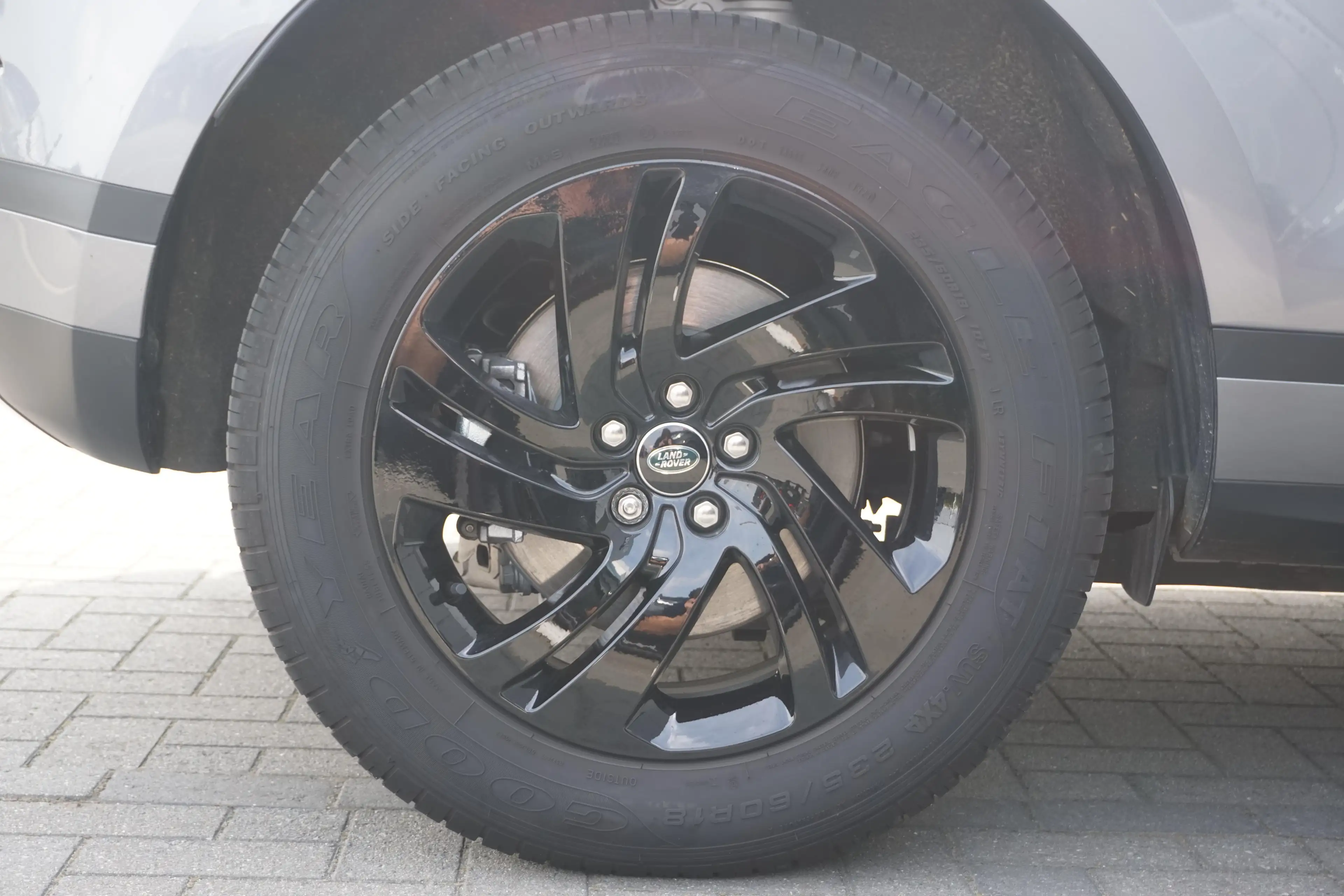 Land Rover Range Rover Evoque P270e S AWD Auto. 25MY — photo 9