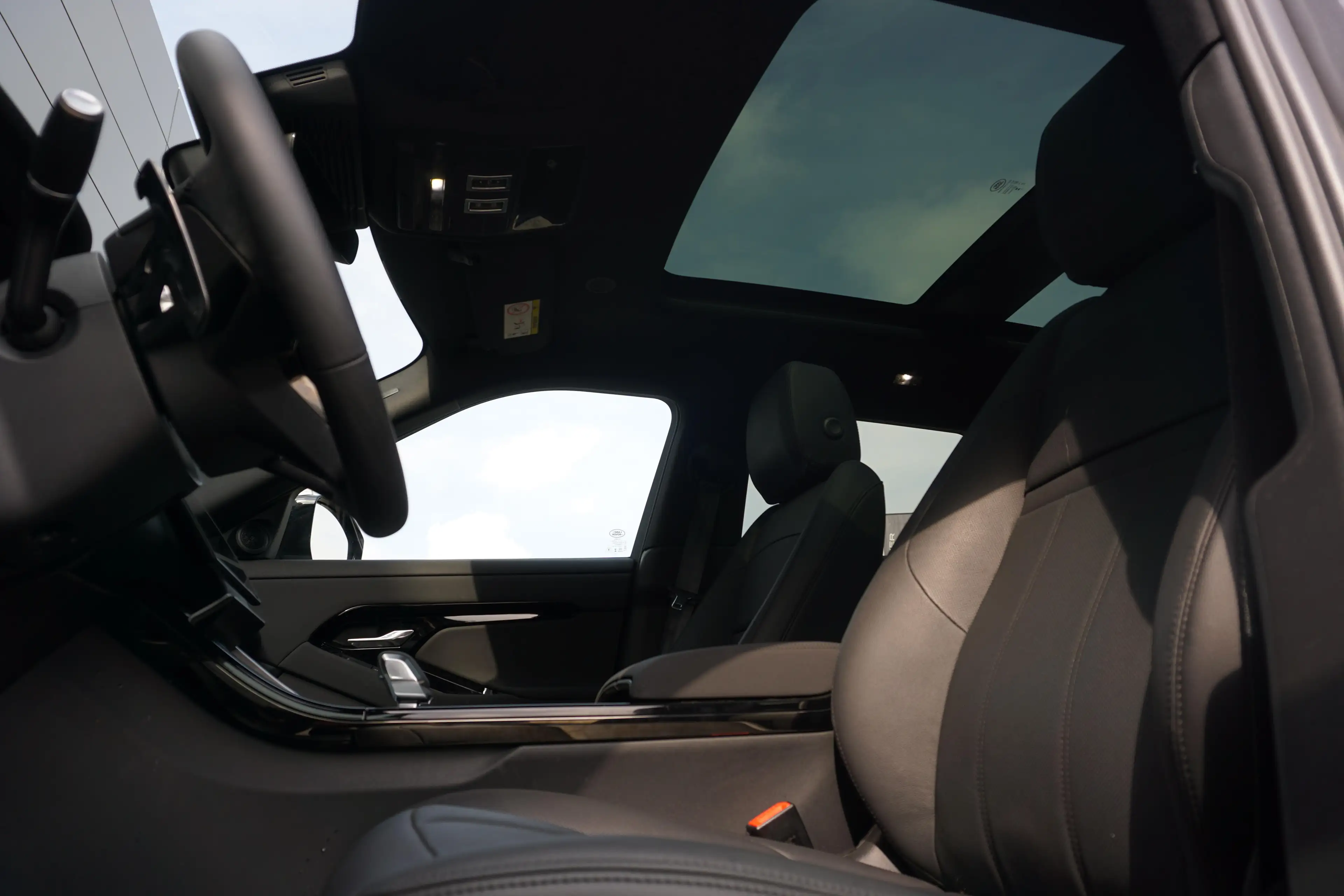 Land Rover Range Rover Evoque P270e S AWD Auto. 25MY — photo 13