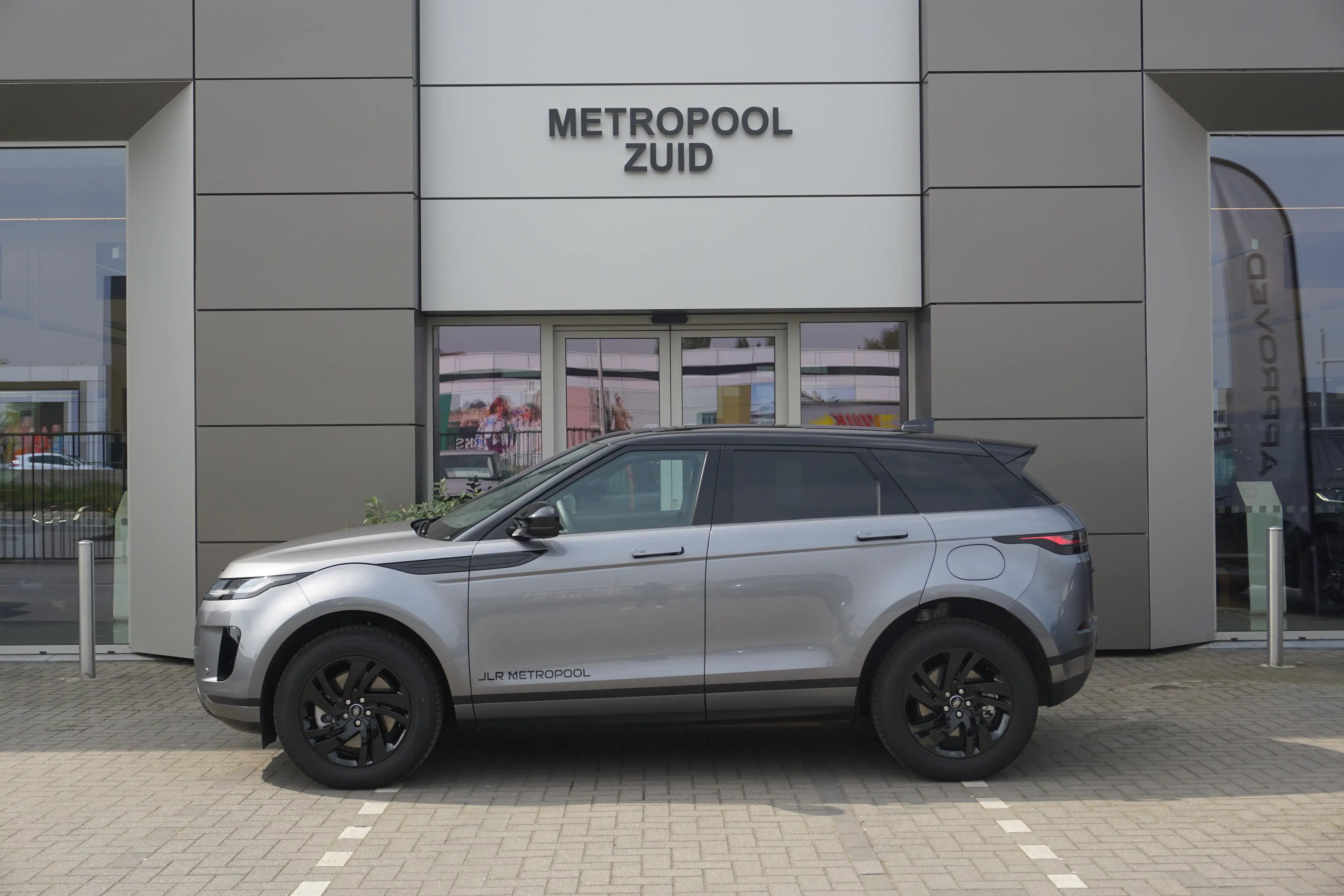 Land Rover Range Rover Evoque P270e S AWD Auto. 25MY — photo 8