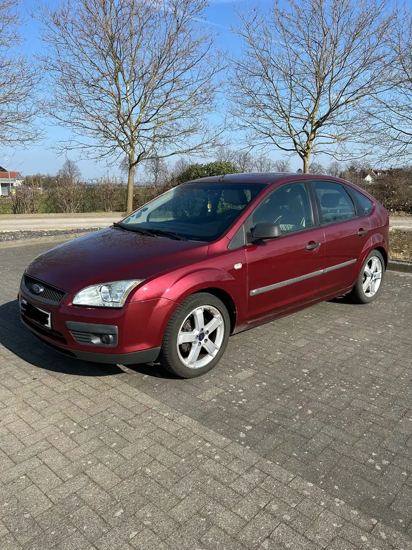 Ford Focus Trend - 2