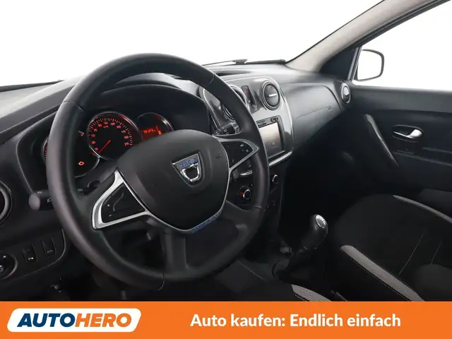 Dacia Sandero view 11