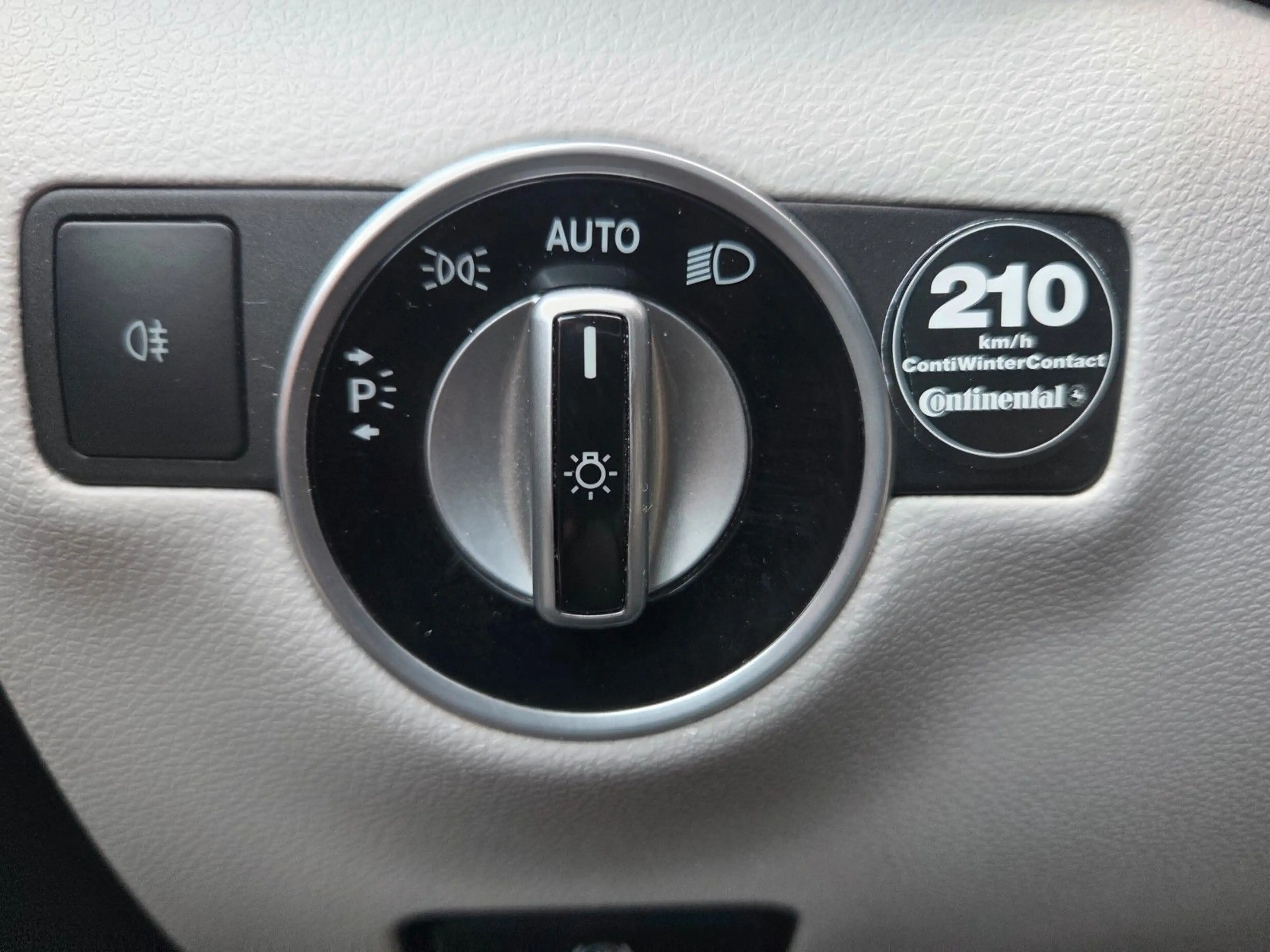 Mercedes-Benz B 220 CDI / d 4Matic LED*AHK*Kamera*Totwinkelass — photo 20