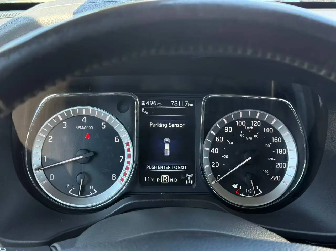 Nissan Titan снимка Nissan Titan