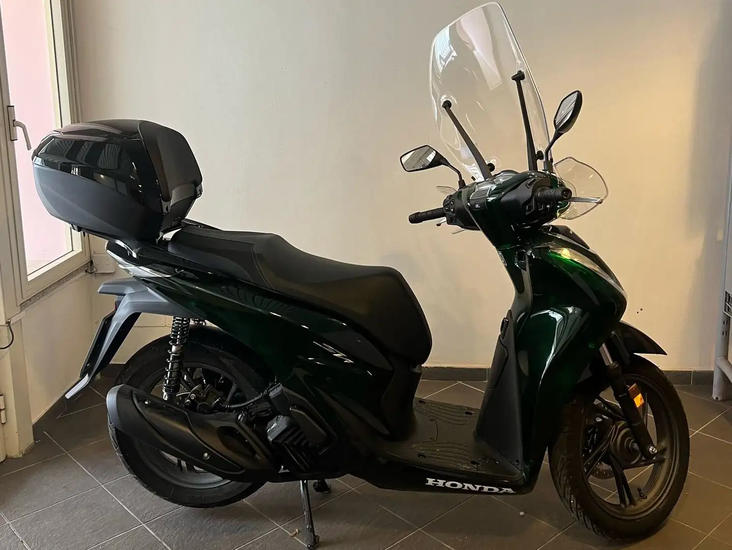 Honda SH 125i Verde - 2