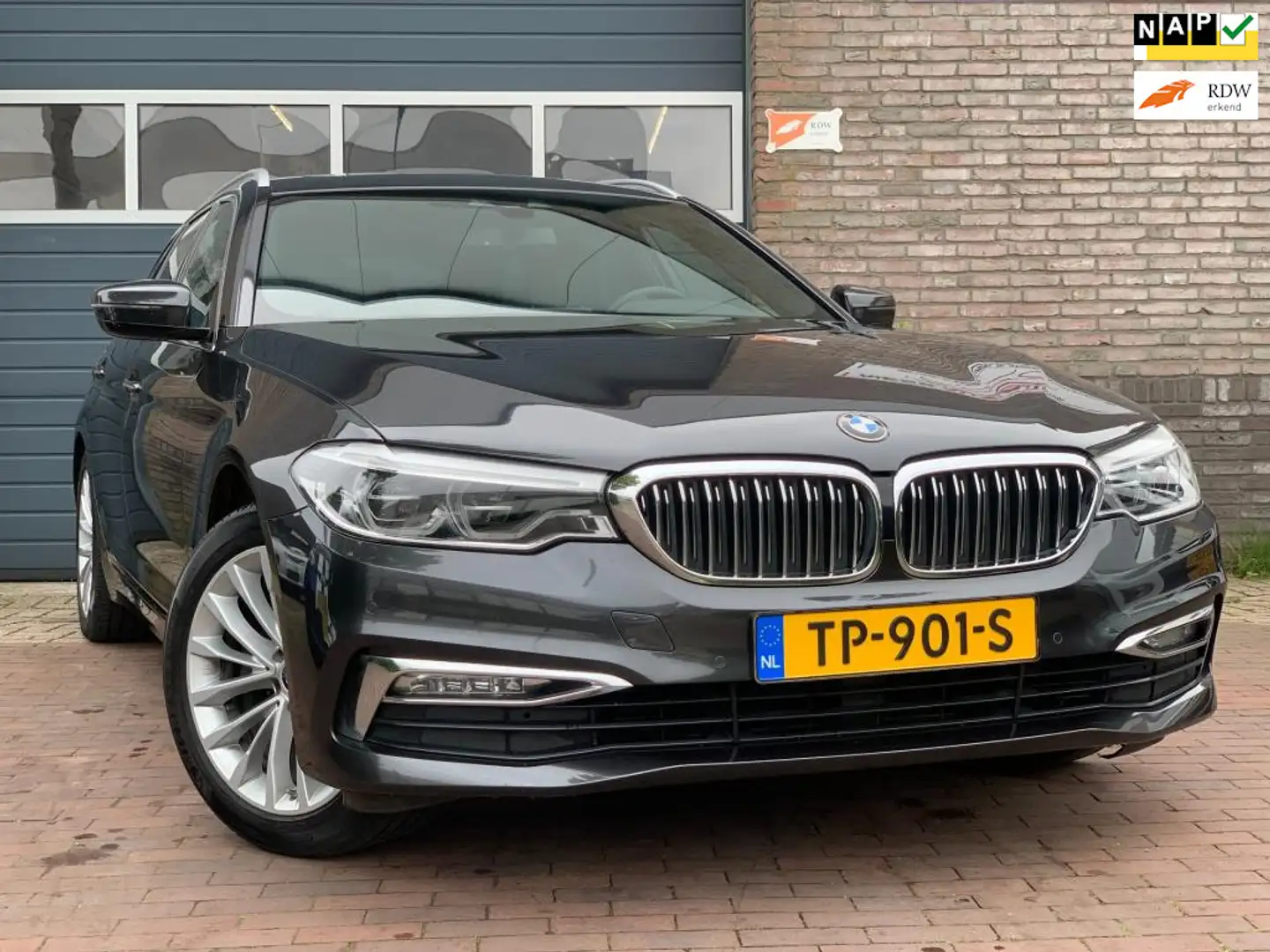 BMW 520 5-serie Touring 520d High Executive|Panoramadak|Le Grijs - 1