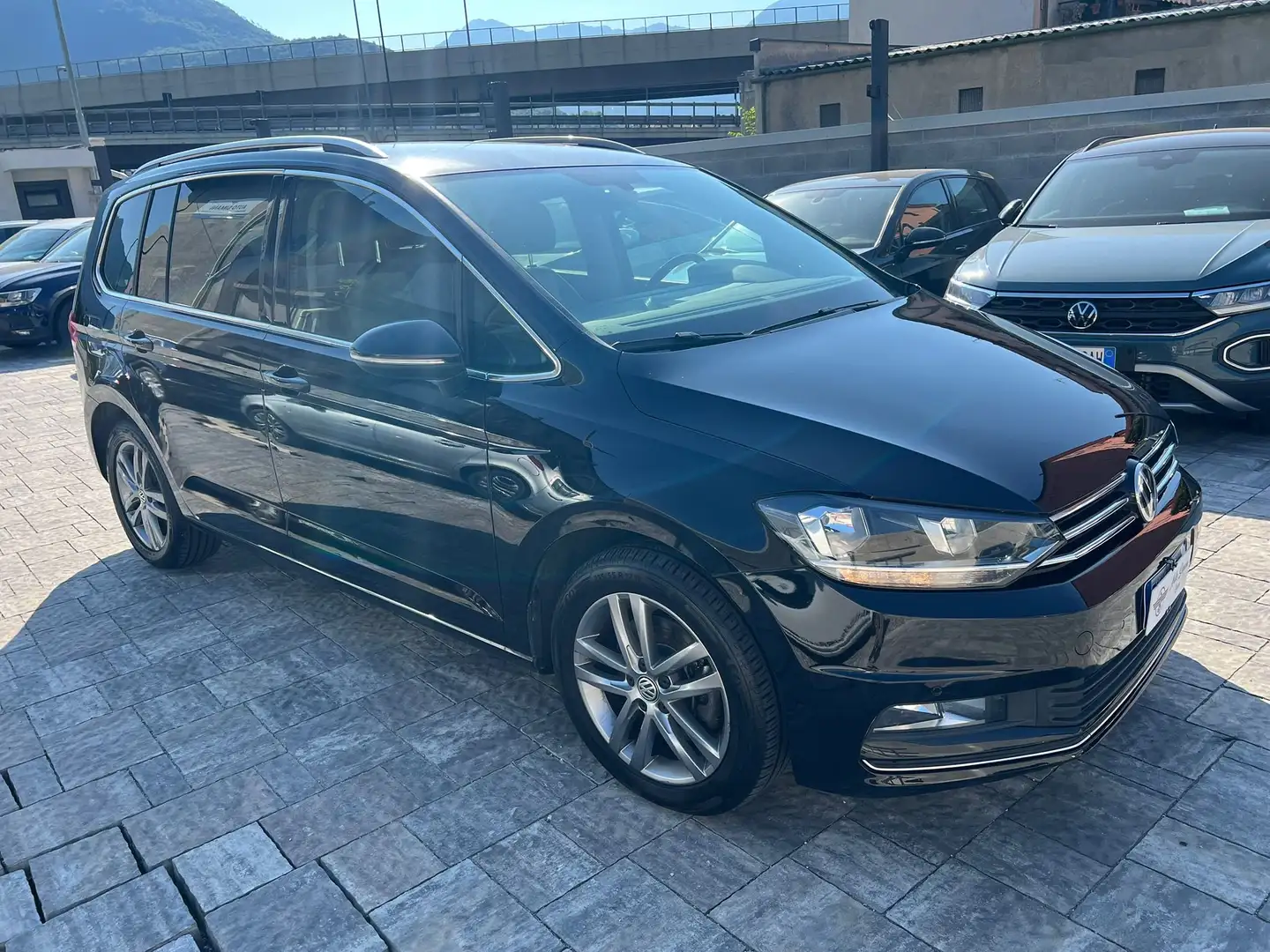 Volkswagen Touran Touran 2.0 tdi Executive 190cv dsg Nero - 2