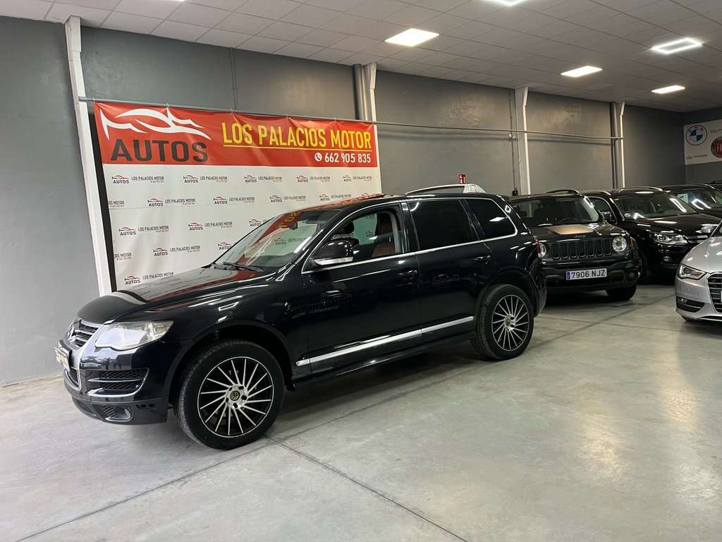 Volkswagen Touareg 3.0TDI Individual Tiptronic - foto 1