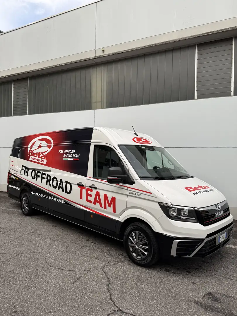 MAN TGE 3.180, 186 cv. - 1