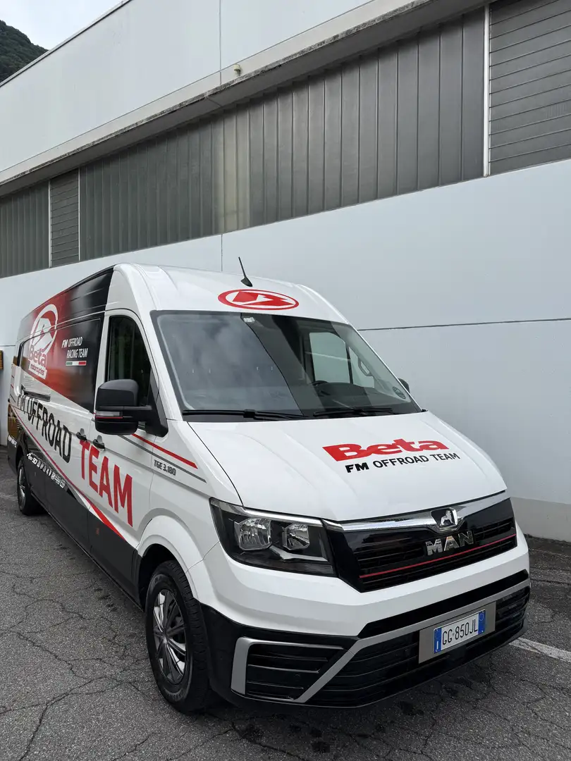 MAN TGE 3.180, 186 cv. - 2