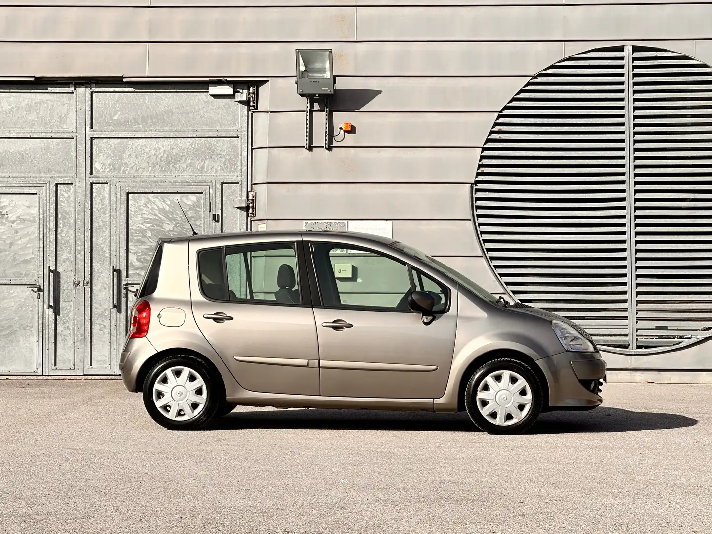 Renault Modus Dynamique / neu -Service -Pickerl / nur 97tkm Braun - 1