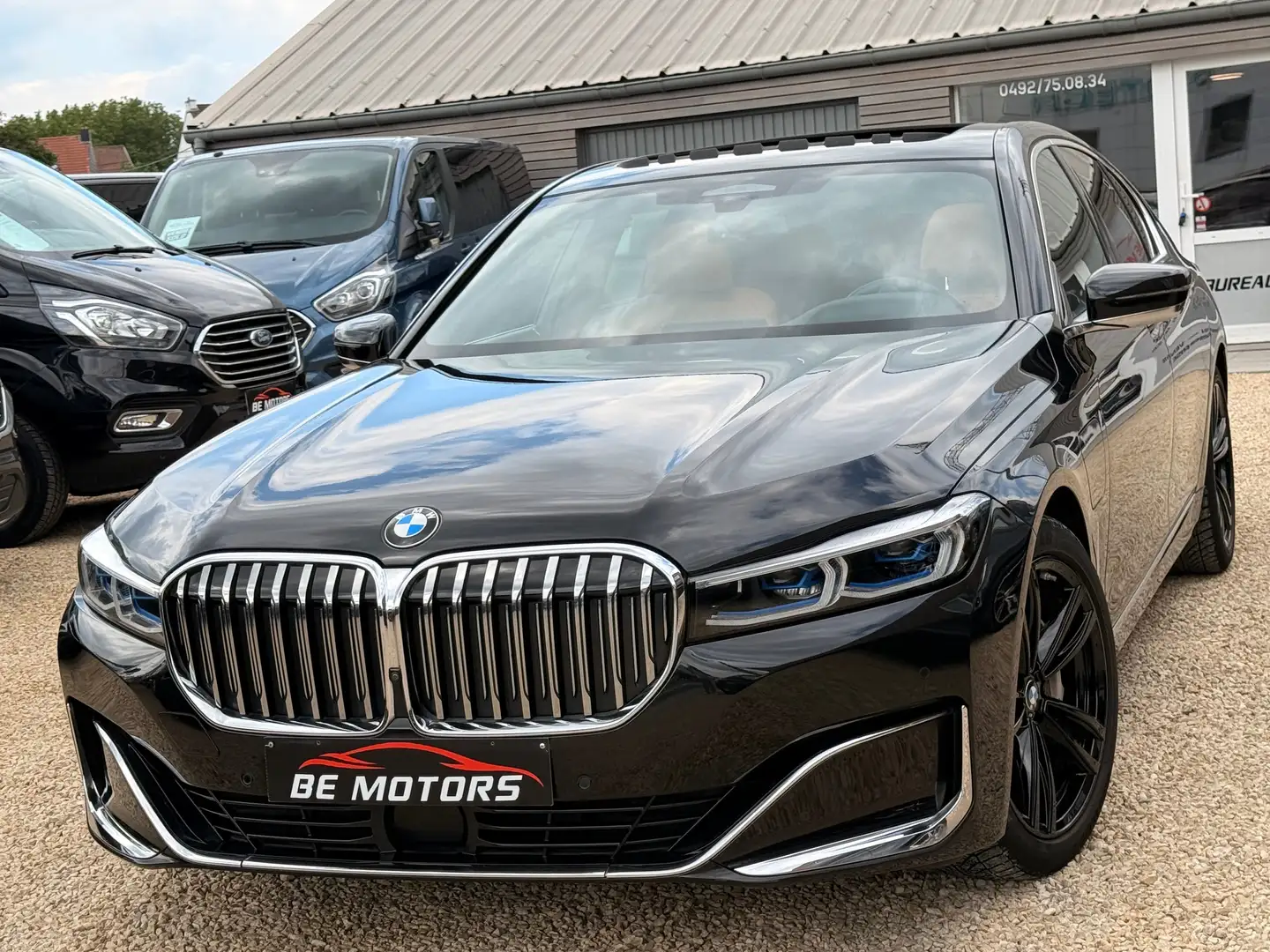 BMW 745 E X-DRIVE / TOIT OUVRANT / CAMERA 360° / HEAD-UP / KEYLESS / DISTRONIC / PNEUMATIC / SOFTCLOSE / SIDE ASSIST / PARK AS. Schwarz - 1