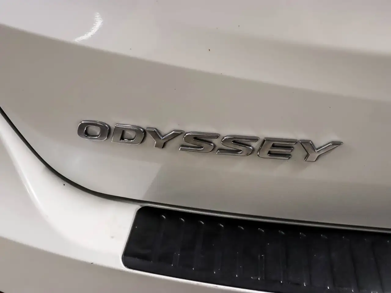 Honda Odyssey снимка Honda Odyssey