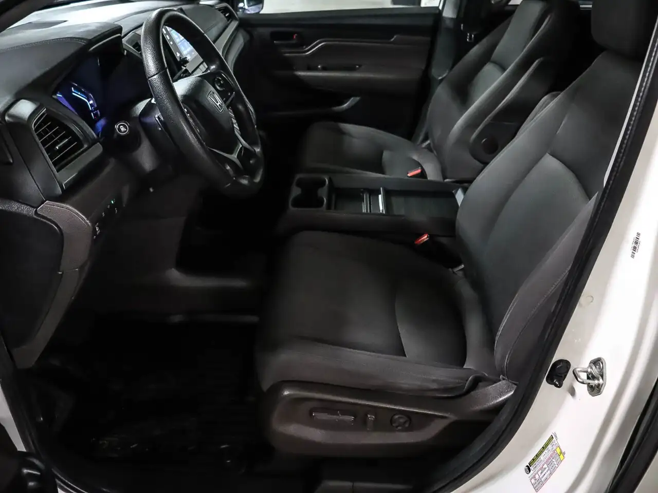 Honda Odyssey снимка Honda Odyssey