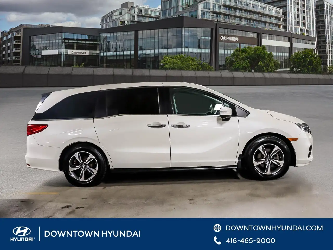 Honda Odyssey снимка Honda Odyssey