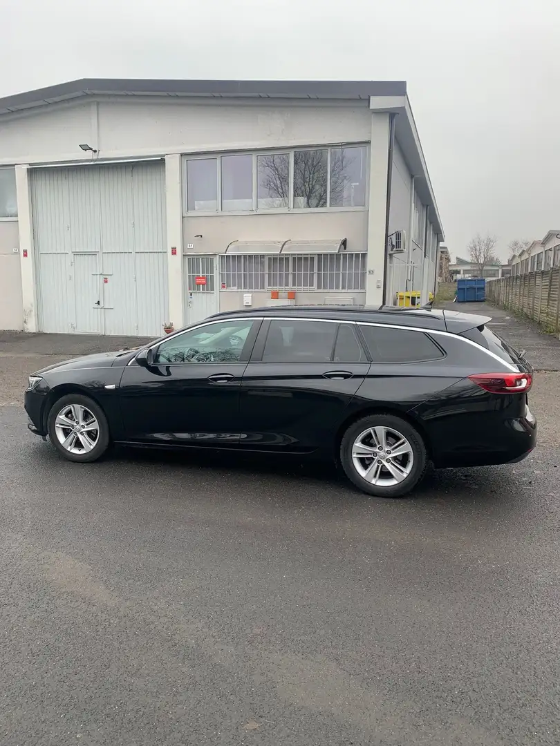 Opel Insignia - 1