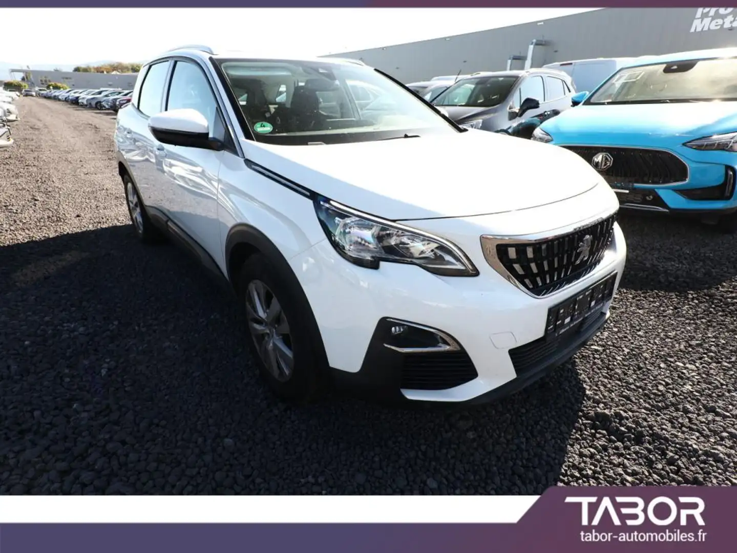 Peugeot 3008 1.2 PureTech 130 Active Pano GPS Blanc - 2