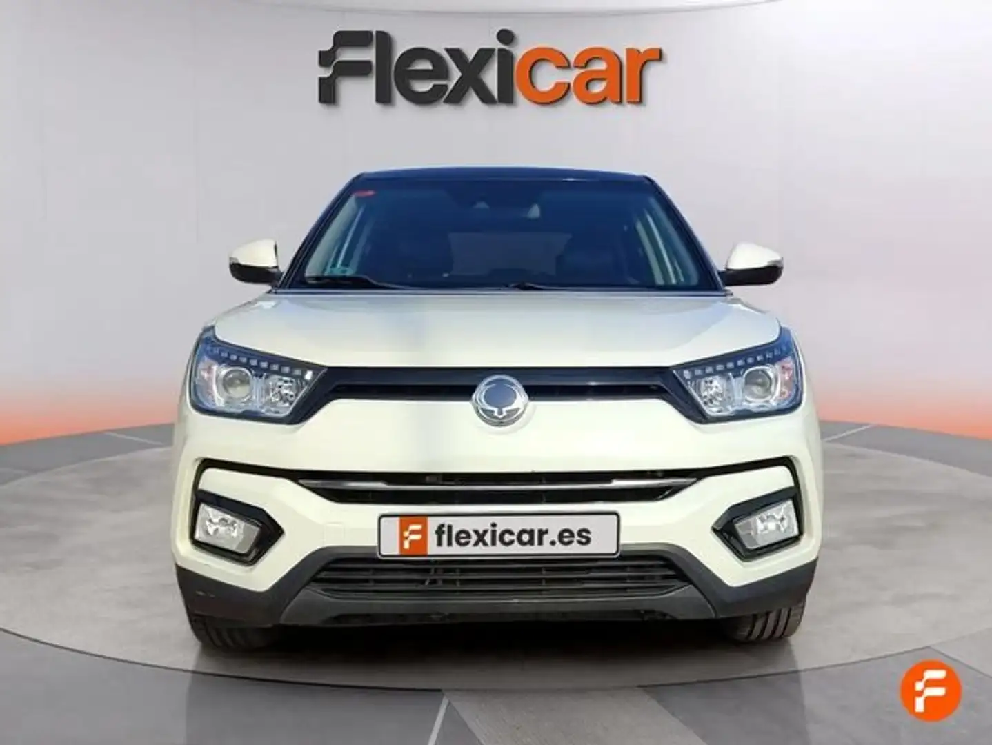 SsangYong Tivoli G16 Line 4x2 Blanco - 2
