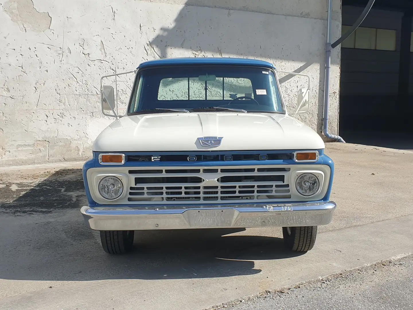 Ford F 100 Camper Special Blau - 2