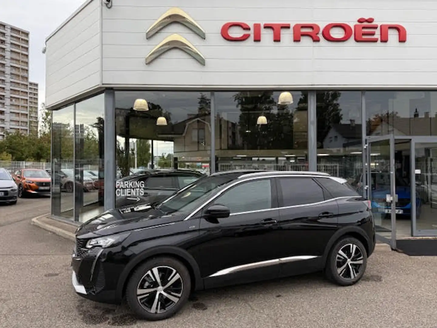 Peugeot 3008 HYBRID 136 GT E-DCS6 Noir - 1
