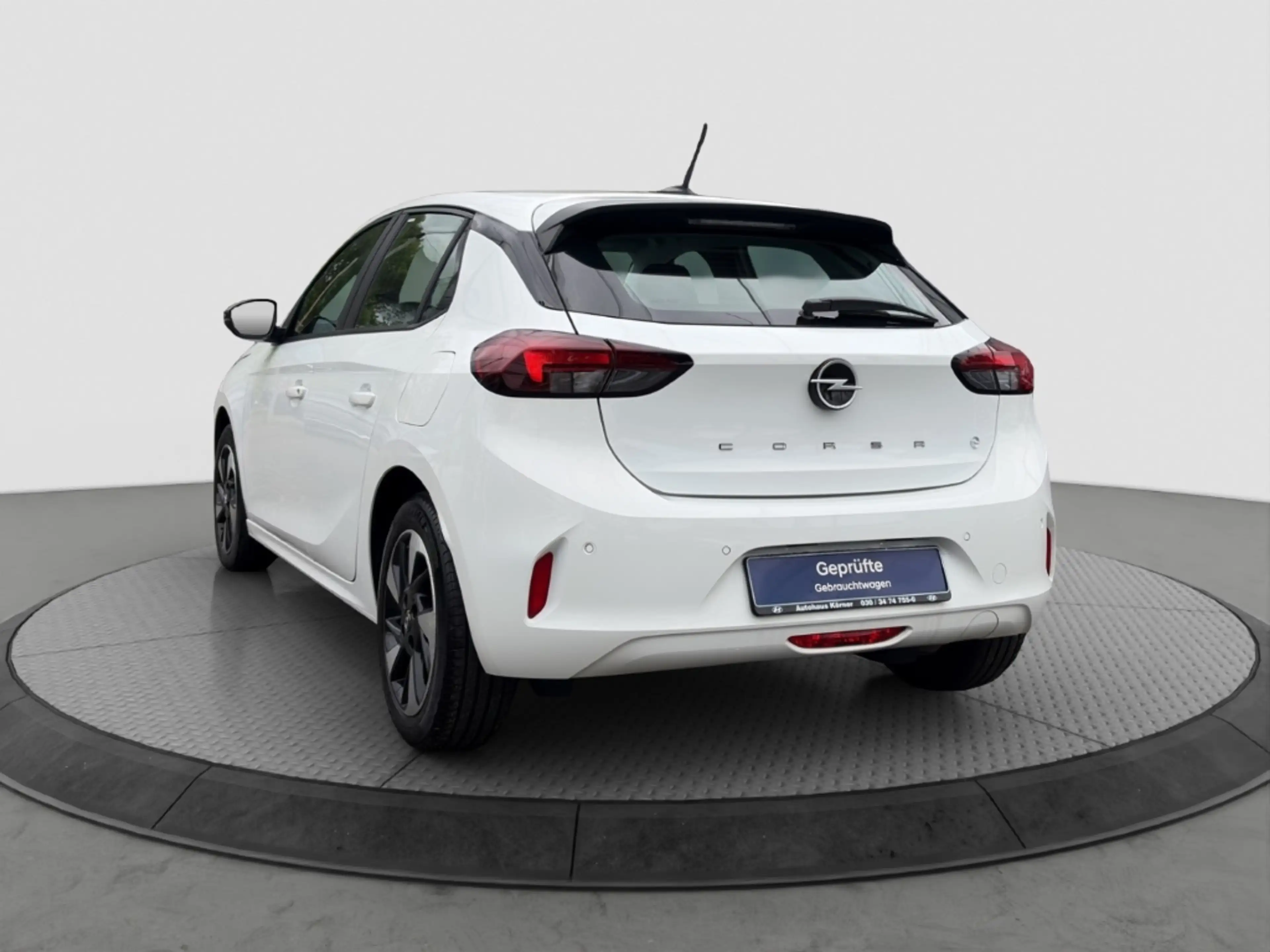 Opel Corsa-e EDITION 50kWh *WÄRMEPUMPE*DAB*SPURASSIST* — photo 3