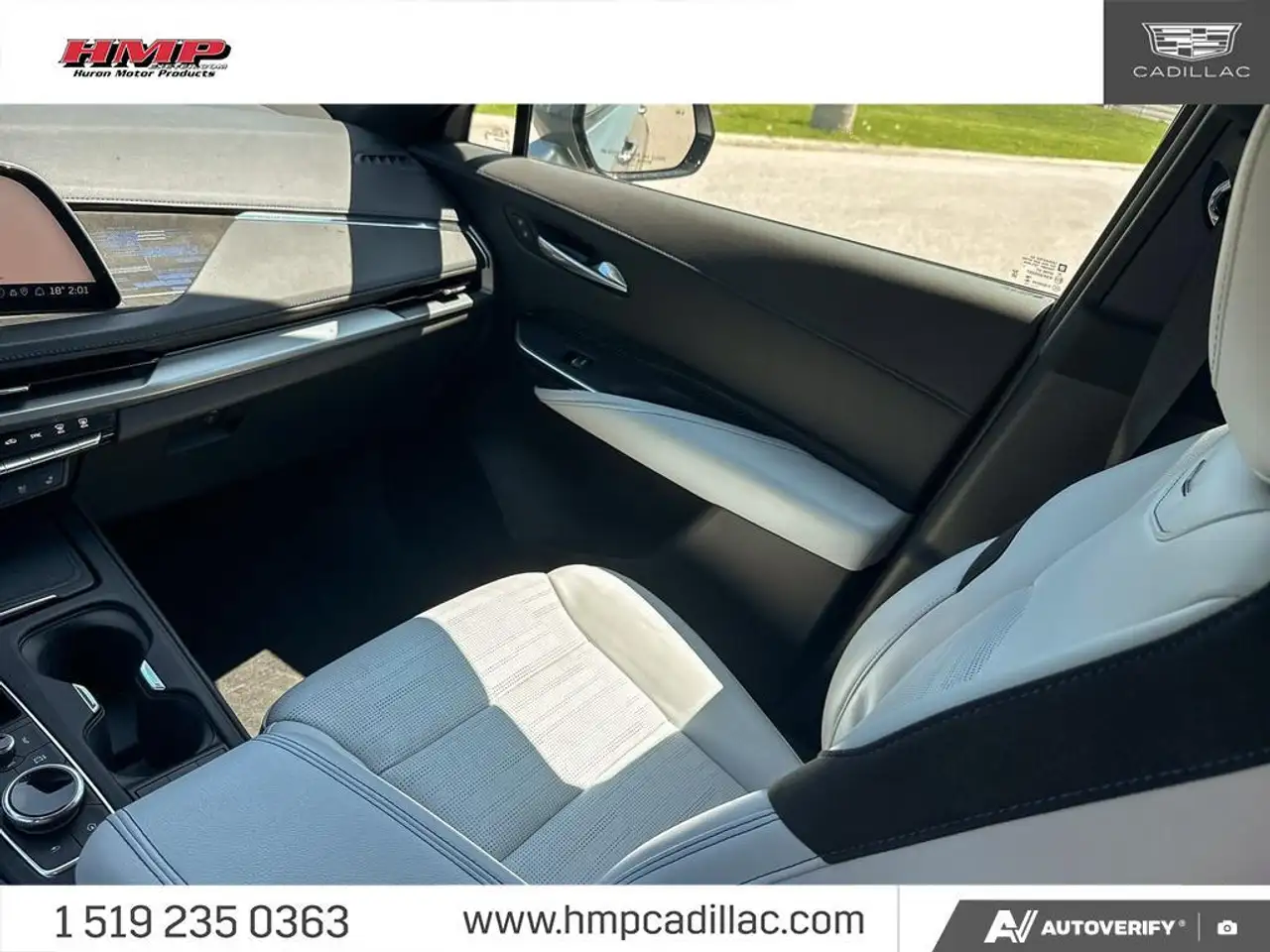 Cadillac XT4 photo Cadillac XT4