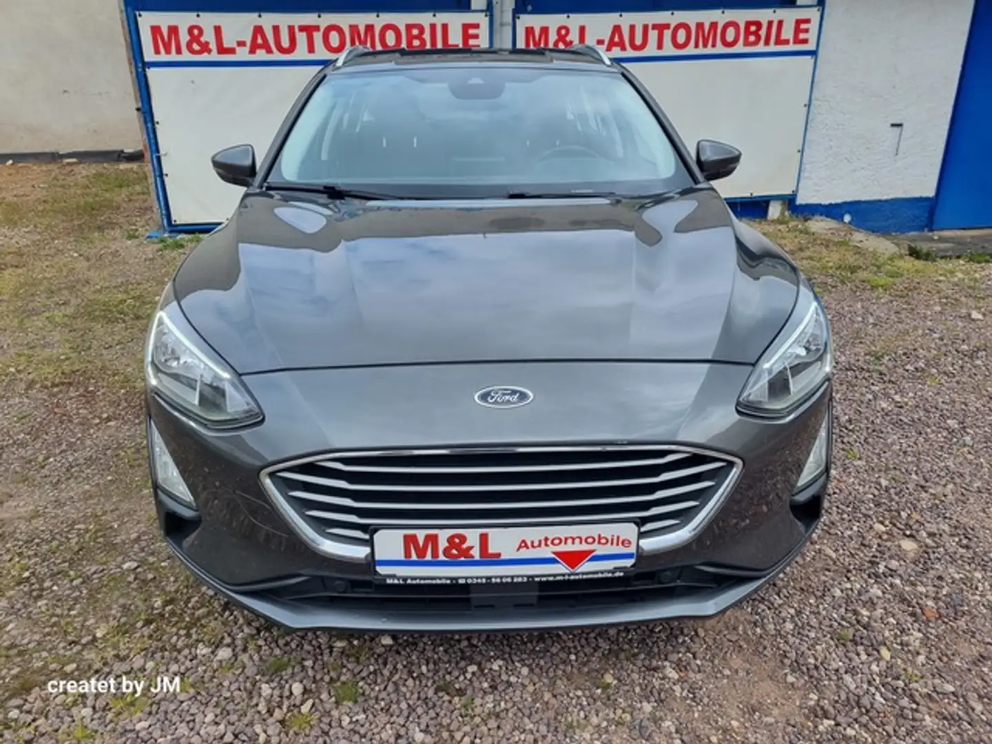 Ford Focus Turnier NAVI SITZHEIZUNG Klima 88kw Checkheft Grau - 2