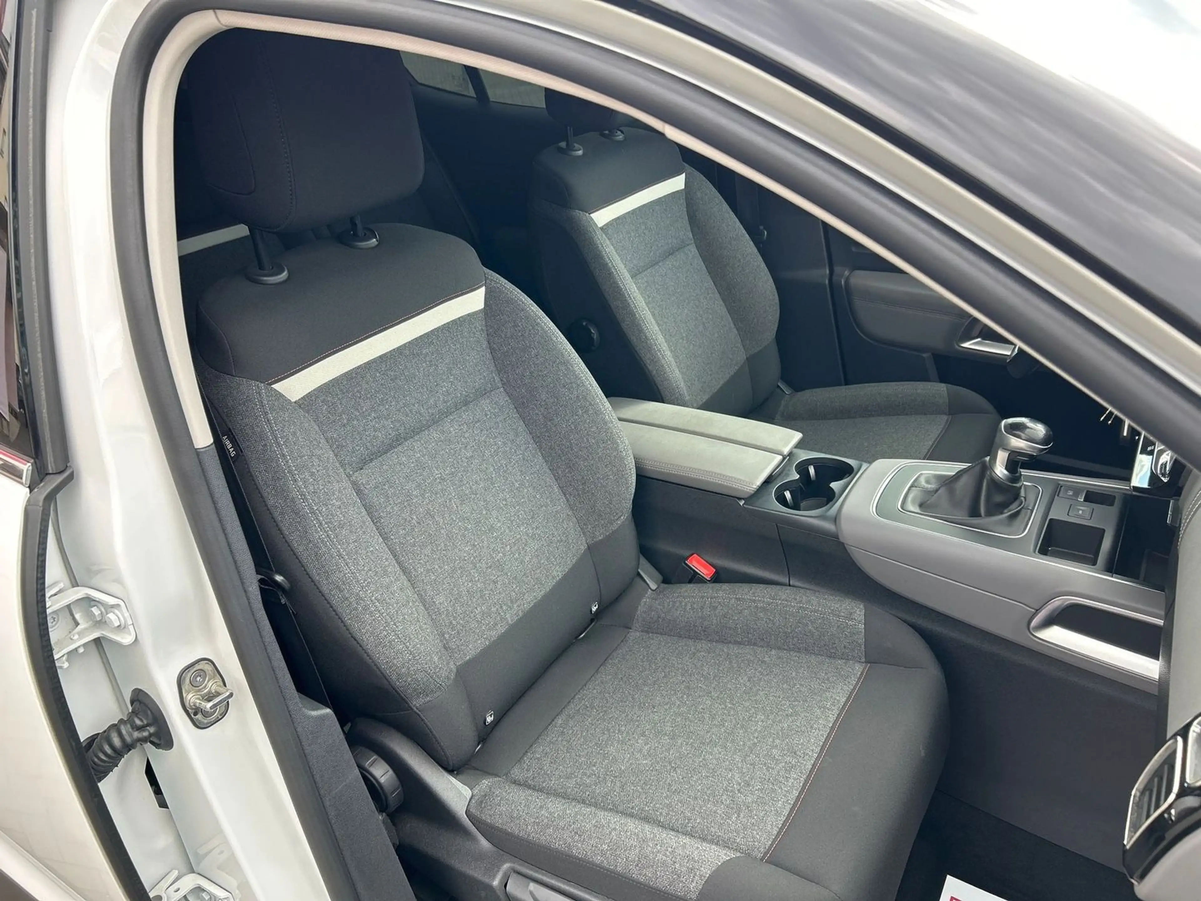 Citroen C5 Aircross Live Pack / TÜV+SERVICE NEU / GARANTIE — photo 7