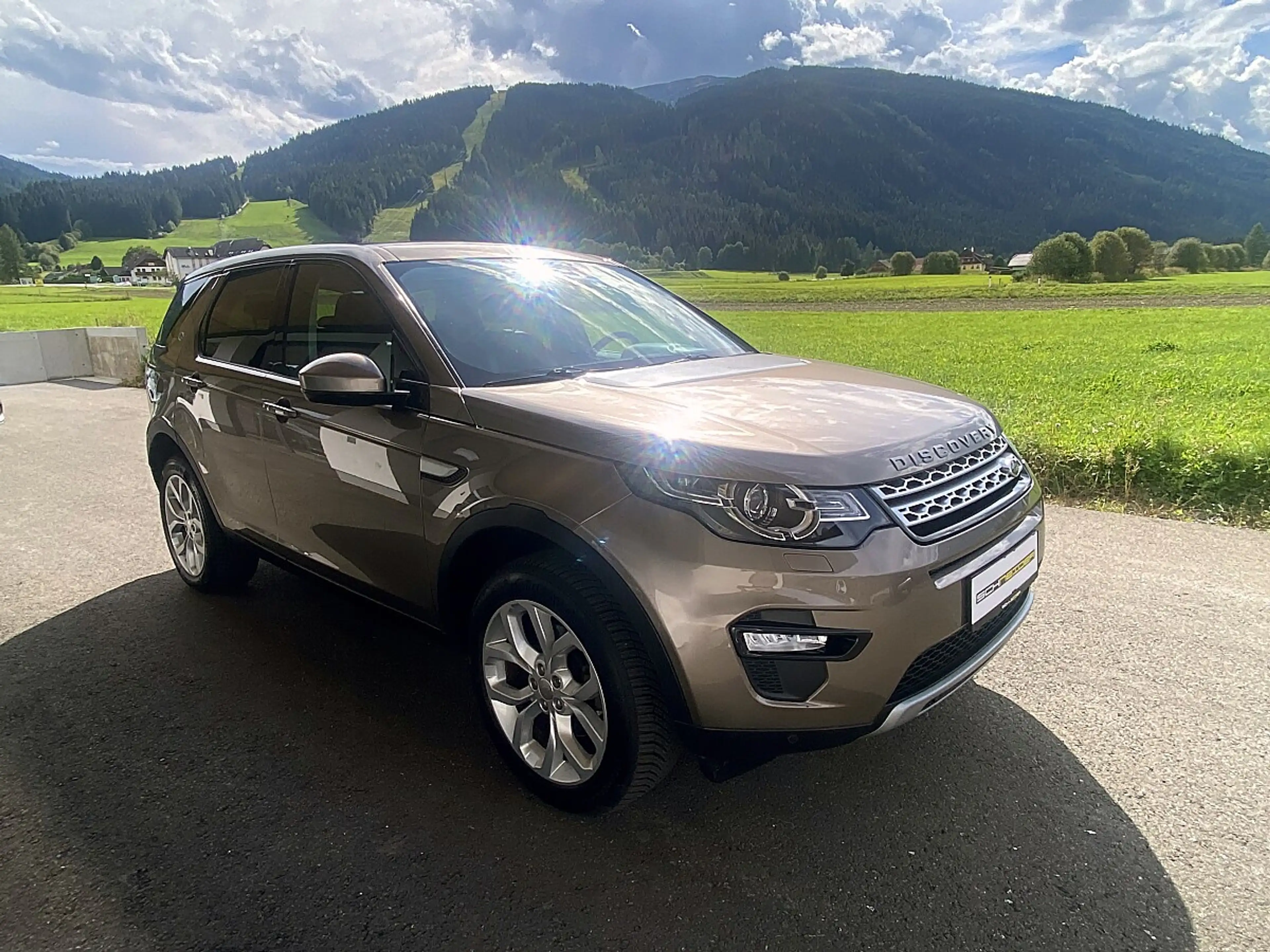Land Rover Discovery Sport 2,2 SD4 4WD HSE Aut.* VOLL* 7-Sitzer* AHK* GARA... — photo 7