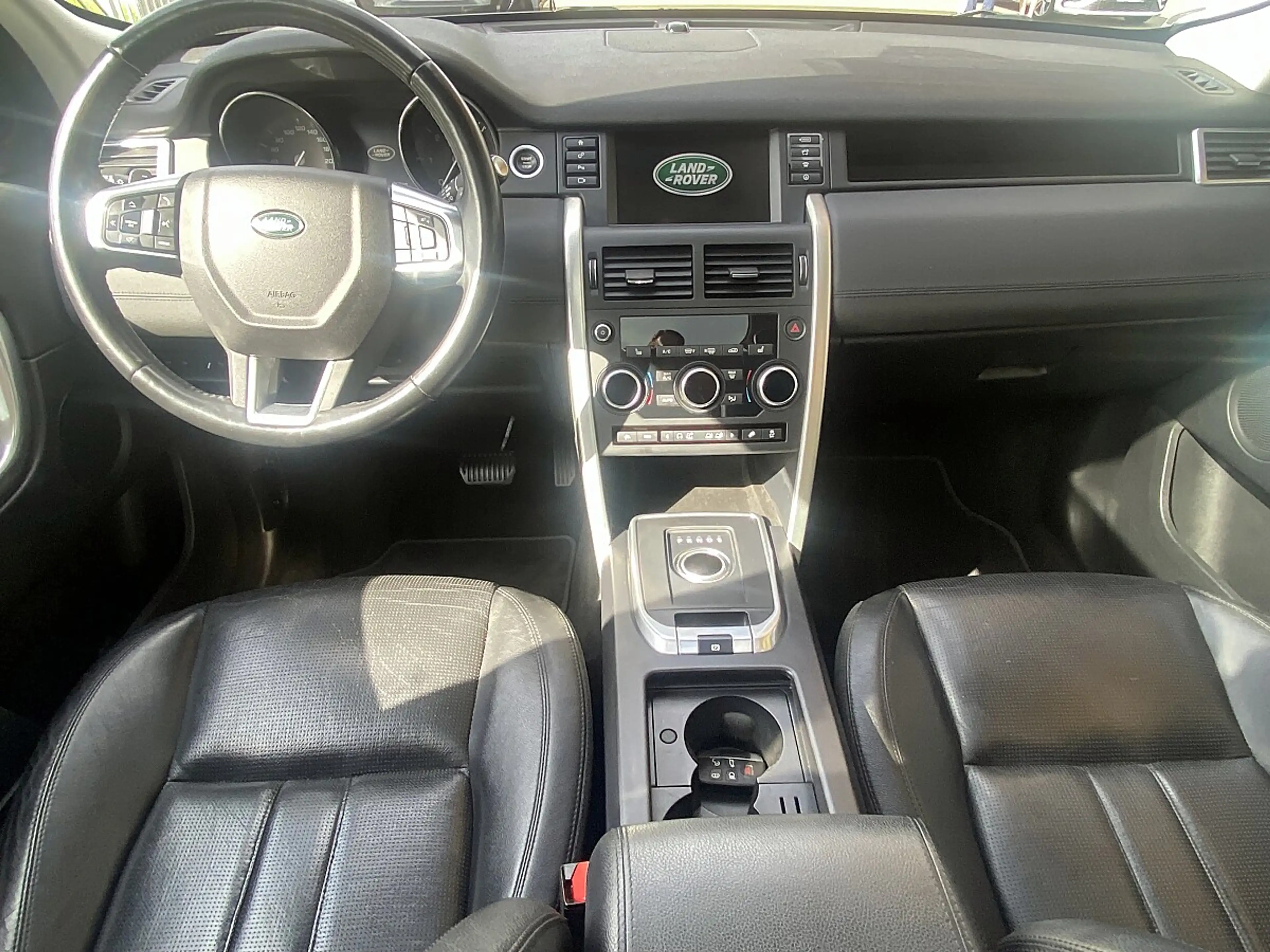 Land Rover Discovery Sport 2,2 SD4 4WD HSE Aut.* VOLL* 7-Sitzer* AHK* GARA... — photo 15