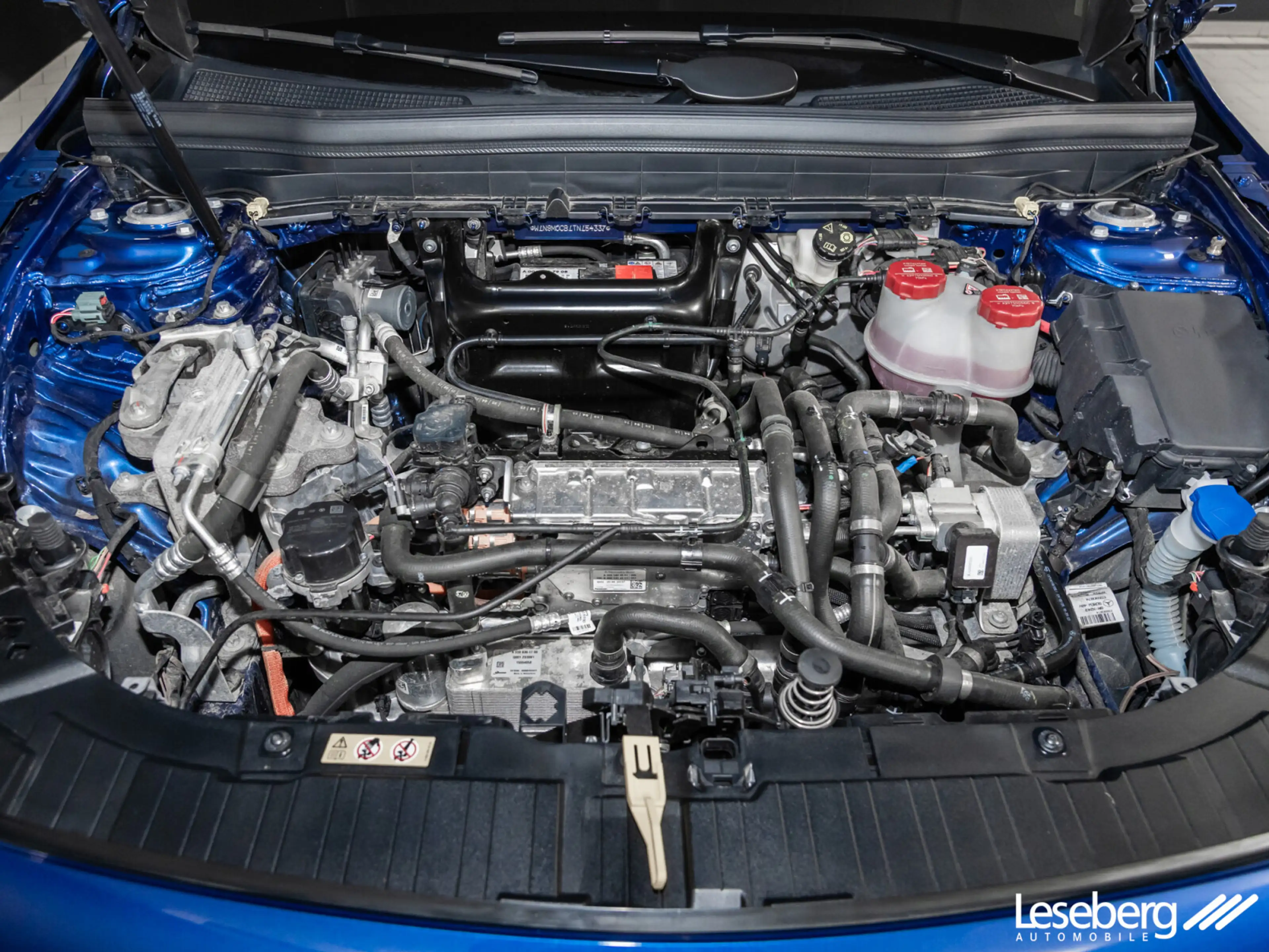 Mercedes-Benz EQB 250 EQB 250+ Progressive Advanced LED/Pano/360°/DAB+ — photo 8