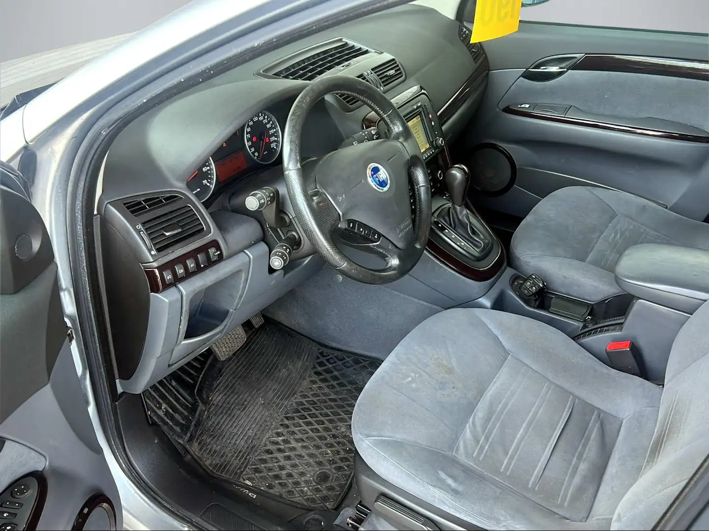 Fiat Croma 2.4 20V Multijet Emotion 2.4 20V JTD KAT M Grau - 2