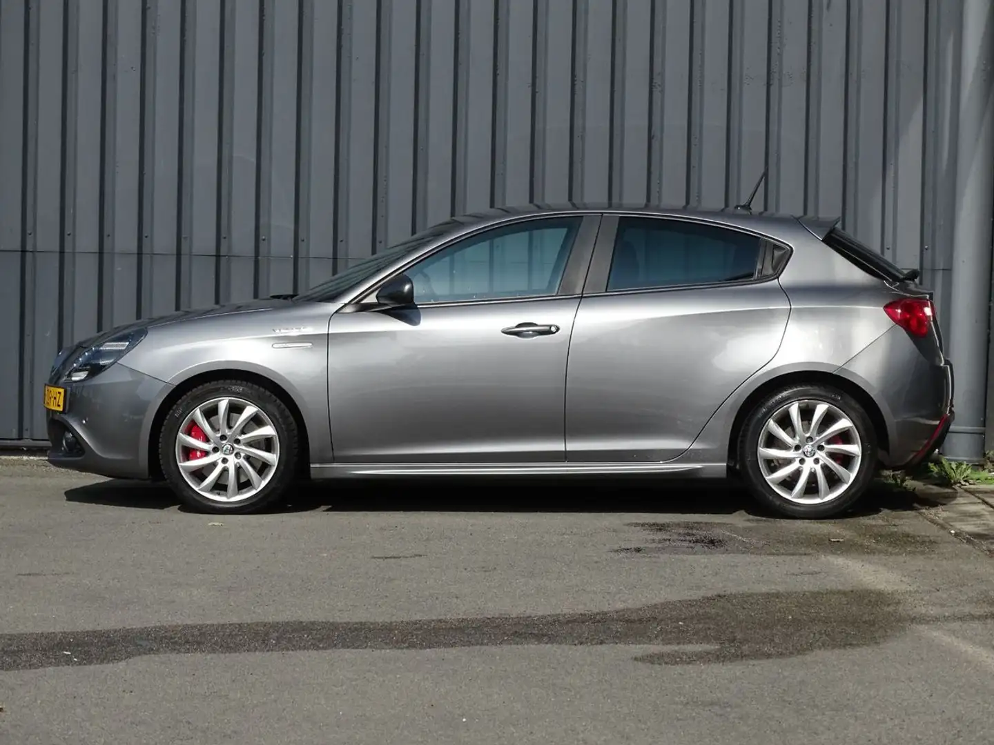 Alfa Romeo Giulietta 1.750 Turbo Veloce 240PK | Sportstoelen | Xenon Grigio - 2