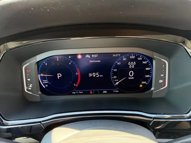 Volkswagen Touran R-Line TDI DSG Ansicht 9