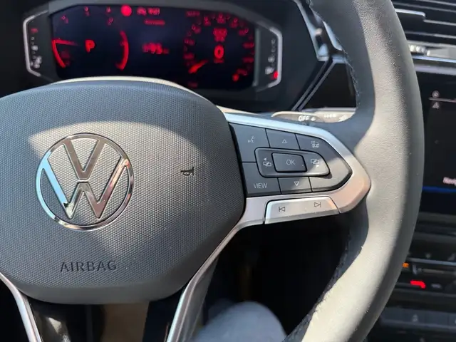 Volkswagen Touran R-Line TDI DSG Ansicht 8